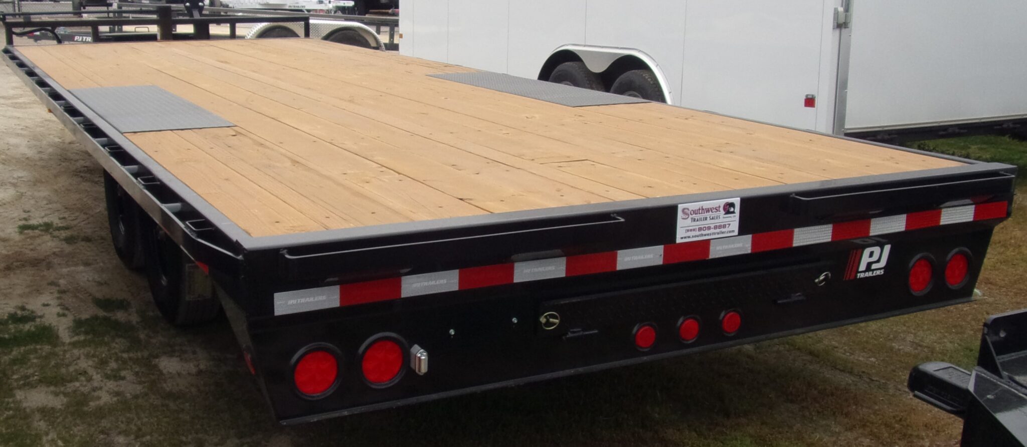 2024 PJ 8″ IBEAM DECKOVER F8222 102″ X 22′ (STOCK 8755) 11,982